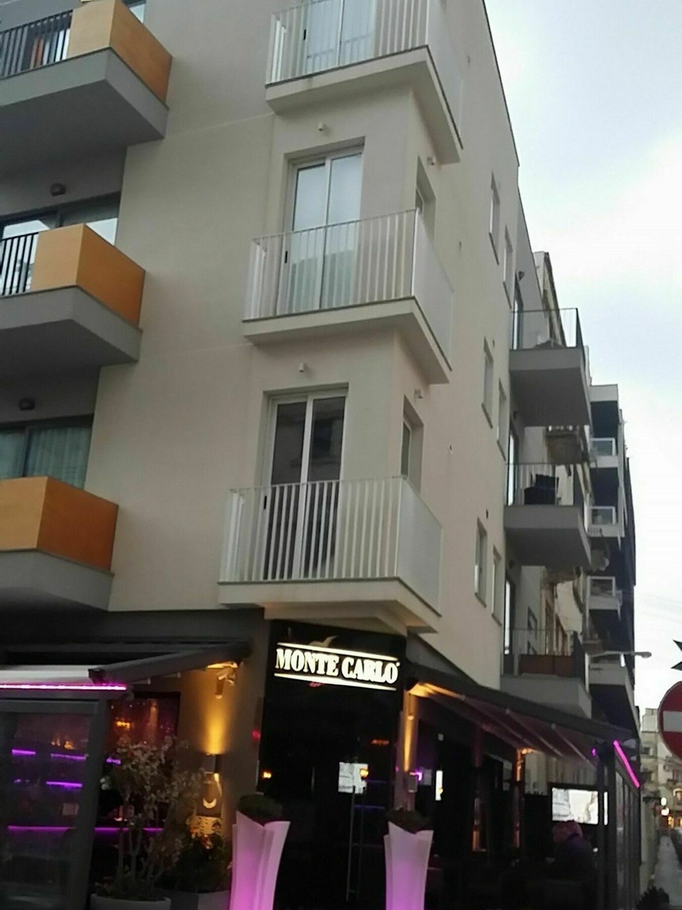 Paceville Montecarlo Apartments Saint Julian's Exterior photo